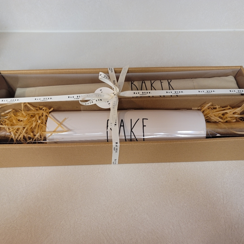NEW Rae Dunn BAKE Rolling Pin and BAKER Apron